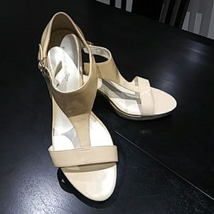 Etienne Aigner Heels